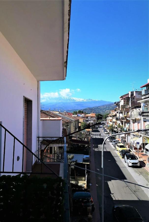 Ferienwohnung Casa Le Maioliche Giardini-Naxos Exterior foto